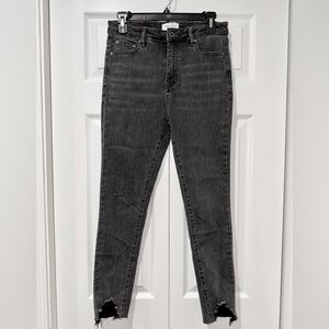 Urban Revivo Jeans Sz 4 High Rise Skinny Black Fade Ripped Raw Hem Stretch